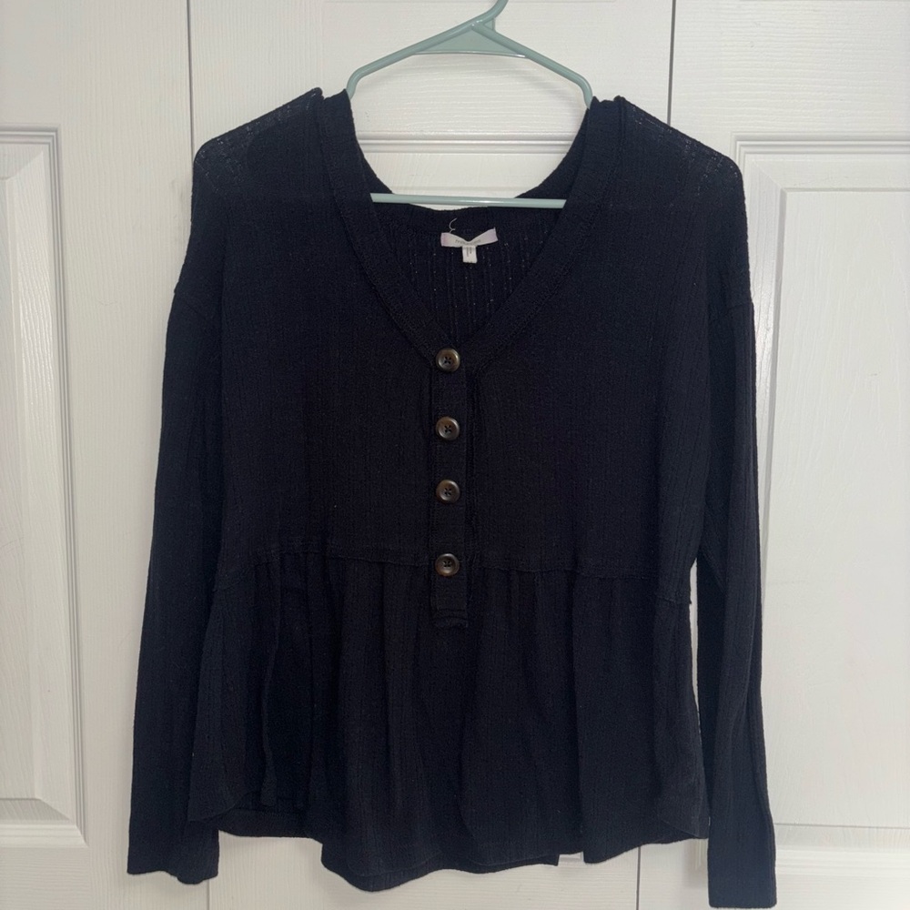 Maurice’s Black button down ribbed peplum top